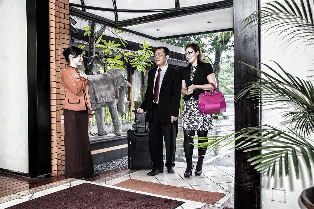 Hotel Montana Dua Malang Eksteriør bilde