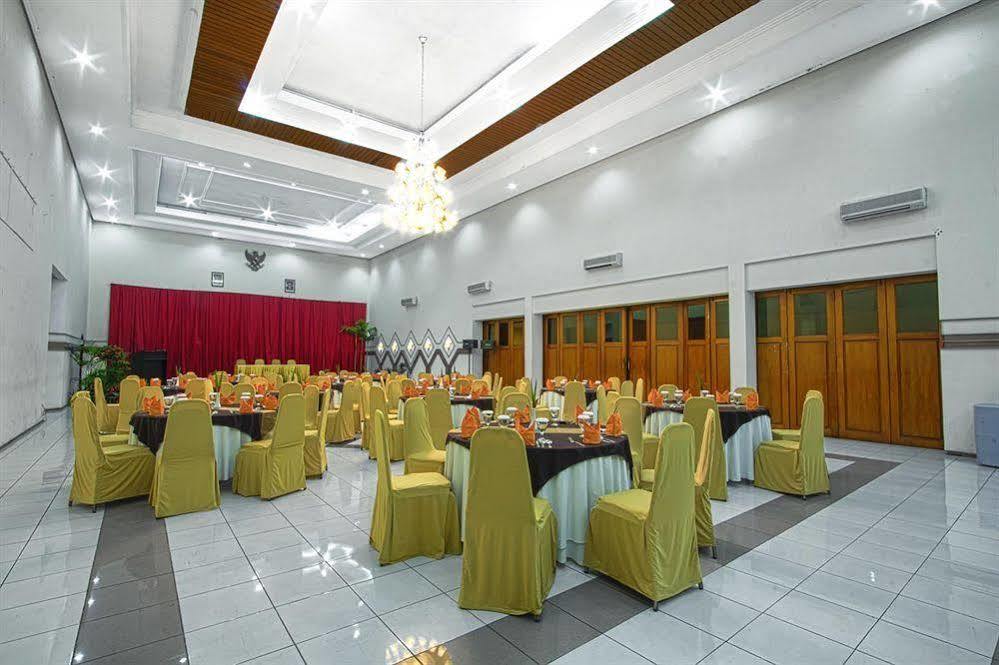 Hotel Montana Dua Malang Eksteriør bilde